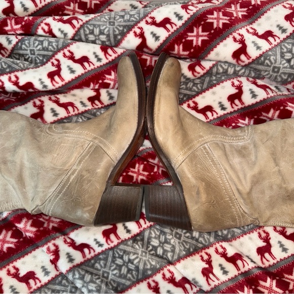 Frye Jane Light Tan Leather Boots